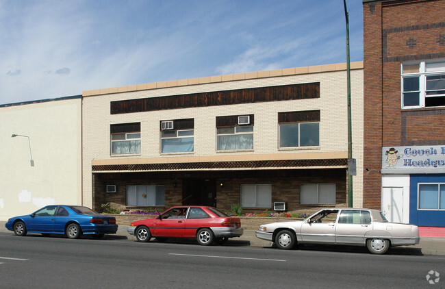 Primary Photo - 215-219 W Yakima Ave