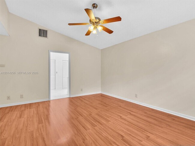 Building Photo - 10731 NW 16th Ct