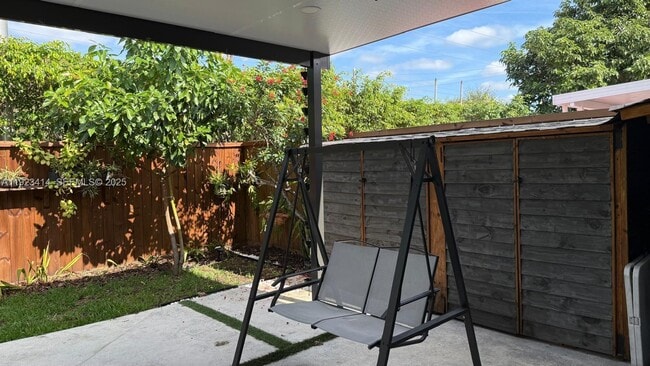 Building Photo - 13839 SW 152nd Terrace