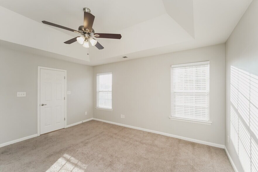 Building Photo - 11421 Callahan Mill Dr