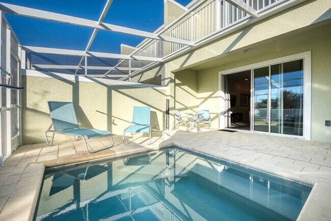 Building Photo - 1425 Retreat Cir