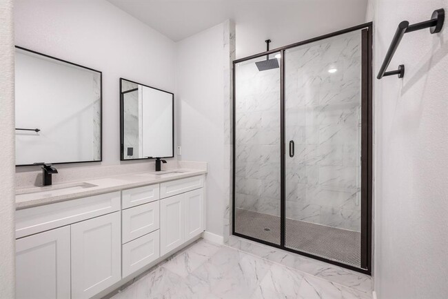 Building Photo - 600 Kimbro #B St