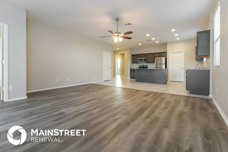 Building Photo - 25068 W Wayland Dr