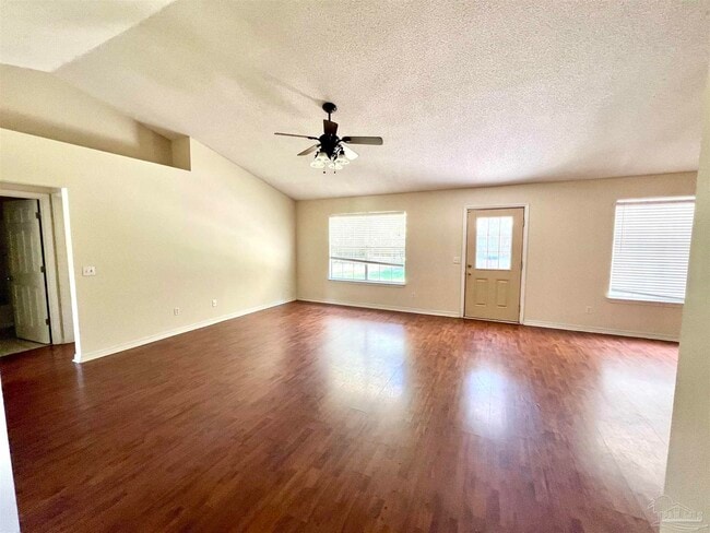 Building Photo - 7350 Copter Ln
