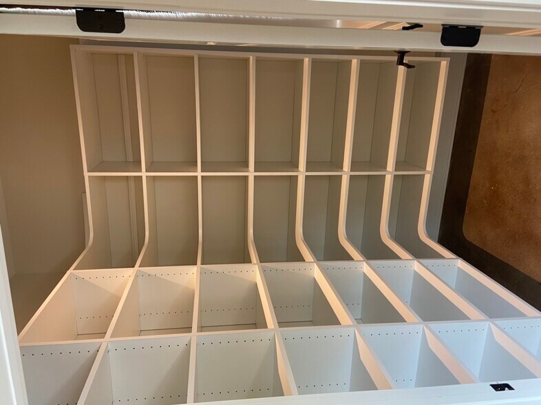 Large Pantry - 30 Barnes St