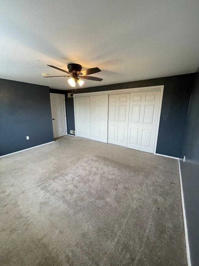 Building Photo - 120 Scottsdale Dr