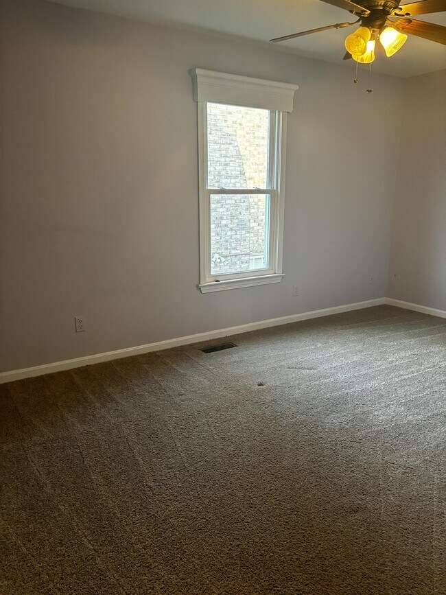 Building Photo - 8112 Cloudcroft Ln