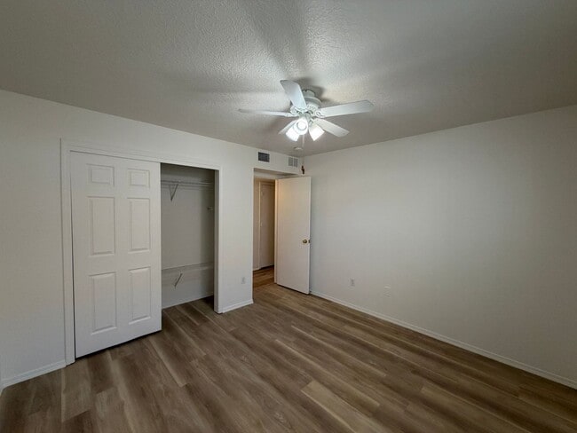 Building Photo - 3 Bedroom Single Story Home Available Near Unser Blvd NW & McMahon Blvd NW!