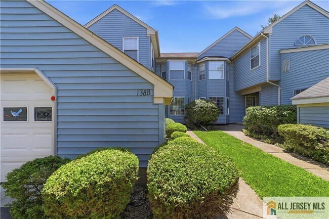 Building Photo - 138 Concordia Cir