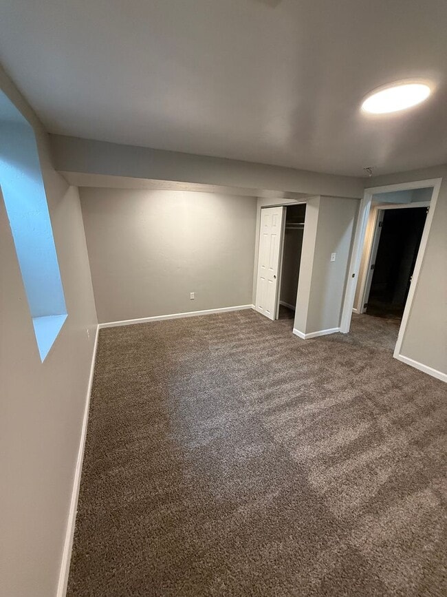 Building Photo - 14086 E 22nd Pl