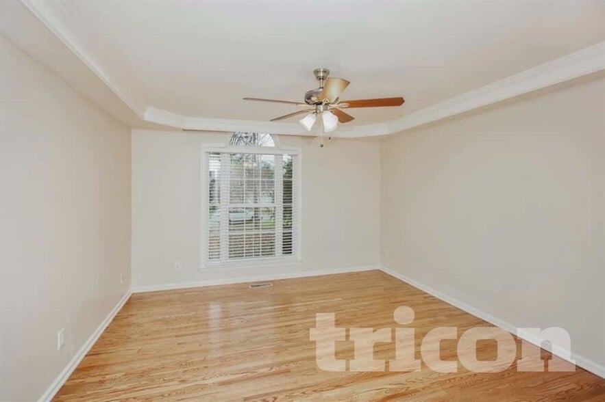 Building Photo - 2678 Douglas Ln