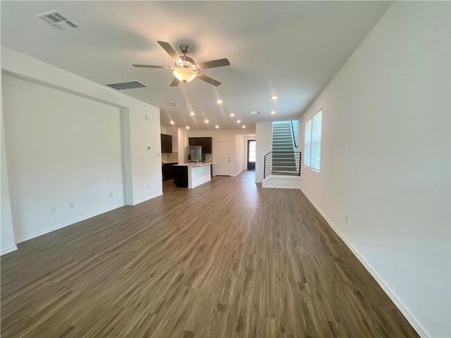 Building Photo - 822 Affazia Ln