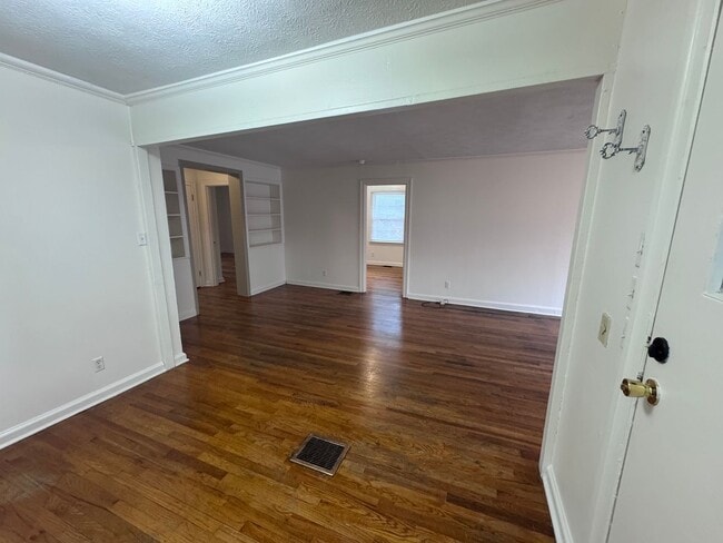 Building Photo - House in Paducah City Limits