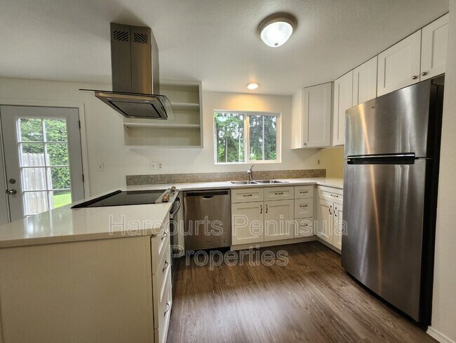 Building Photo - 3234 SE Goldmaur Ct