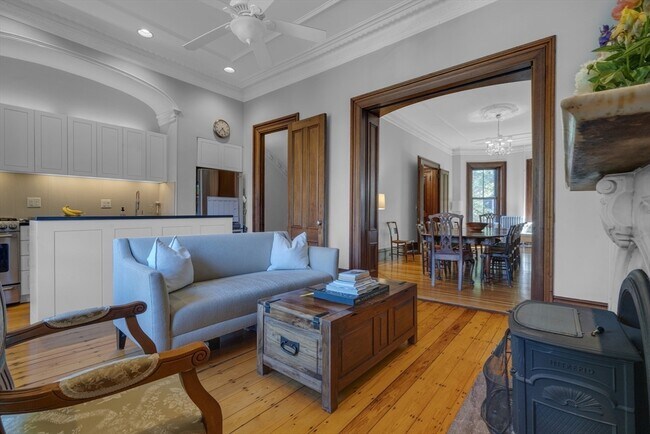 Building Photo - 19 Braddock Park