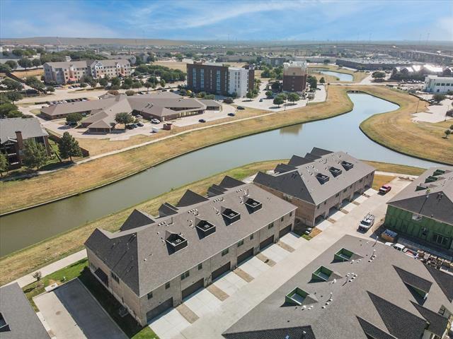 Building Photo - 679 Watersedge Ct