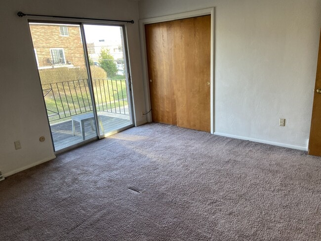 Building Photo - 1244-1250 Cliffside Street