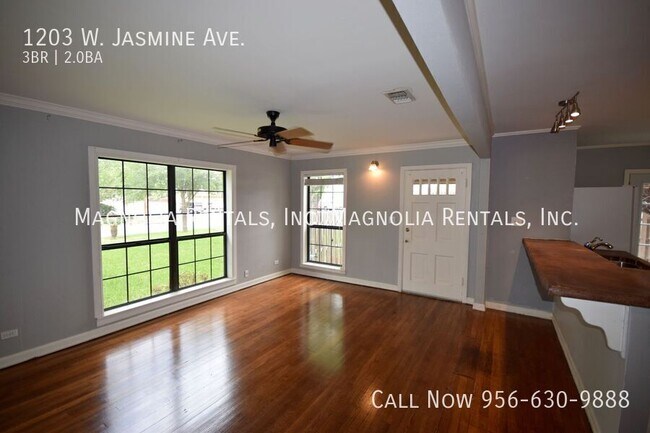 Building Photo - 1203 Jasmine Ave