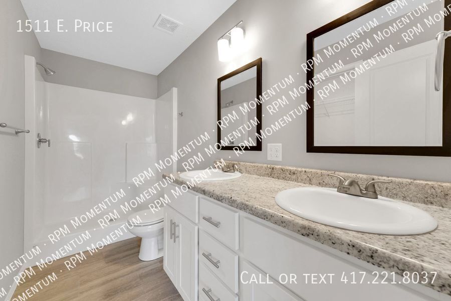 Building Photo - 1511 Price