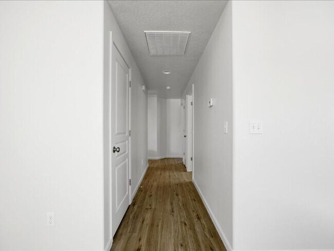 Building Photo - 9352 W 9th Pl