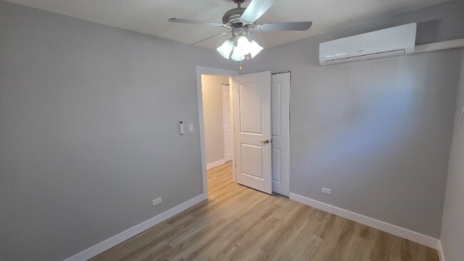 Building Photo - 8023 W Churchill Ave