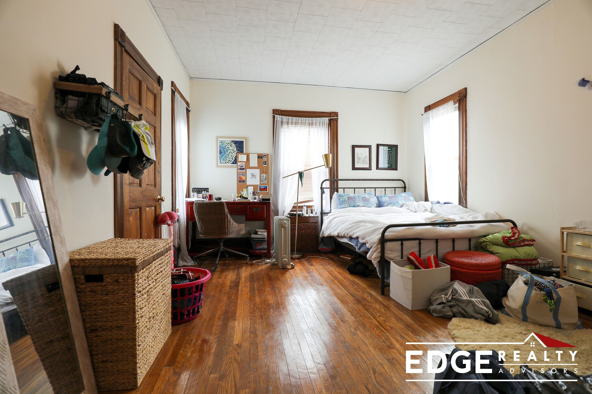 Building Photo - 78 Surrey St