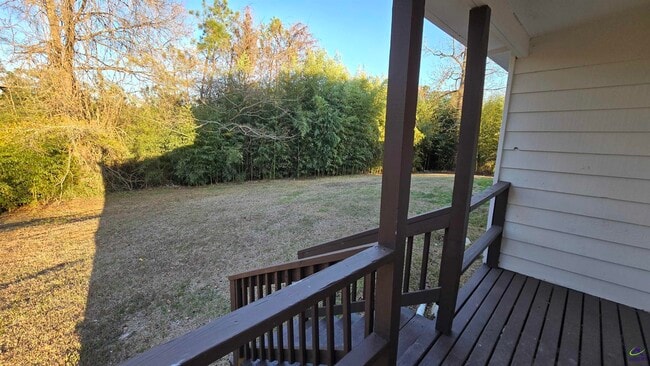 Building Photo - 621 Forest Hill Rd