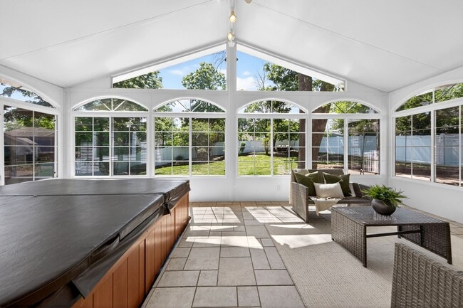 Building Photo - 2019 Cedarmill Dr