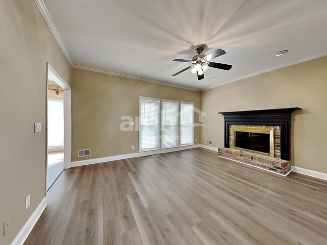 Building Photo - 6105 Braidwood Ct