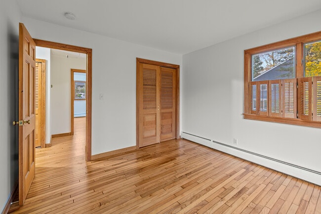 Building Photo - 14 Clearview Terrace