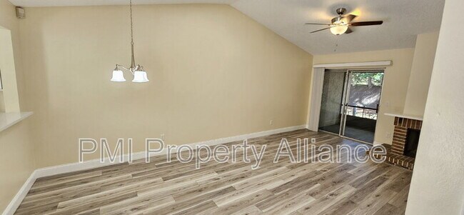 Building Photo - 259 Hill St