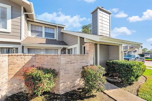 Building Photo - Peacock Hills Home