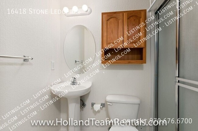 Building Photo - 16418 Stone Ledge Dr