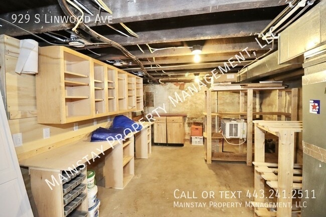 Building Photo - 929 S Linwood Ave