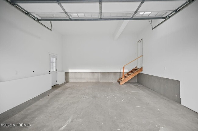Building Photo - 211 Rockwell Ave