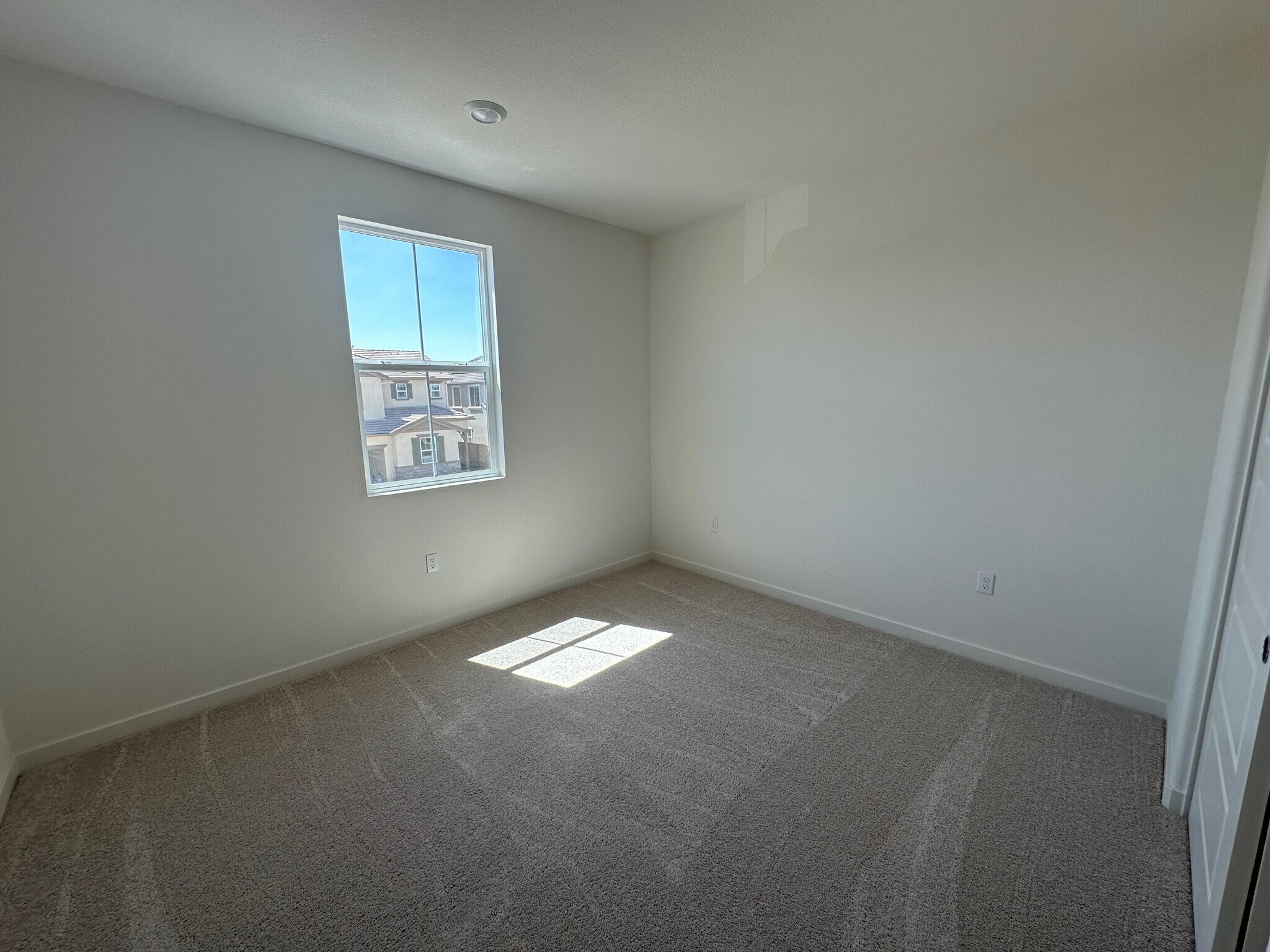 Building Photo - 5451 Knights Valley Ln