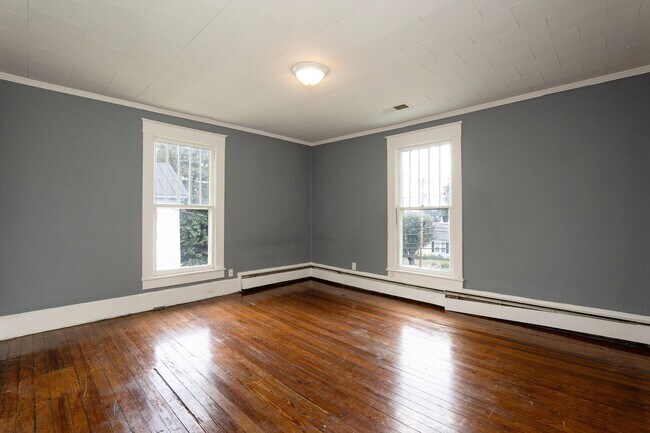 Building Photo - 418 Piedmont St