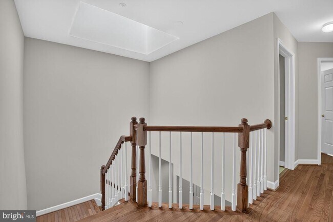Building Photo - 11432 Cedar Ridge Dr