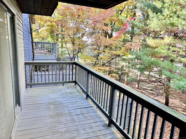 Building Photo - 308 Conestoga Way