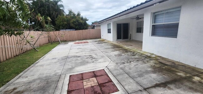 Building Photo - 11243 SW 245th St