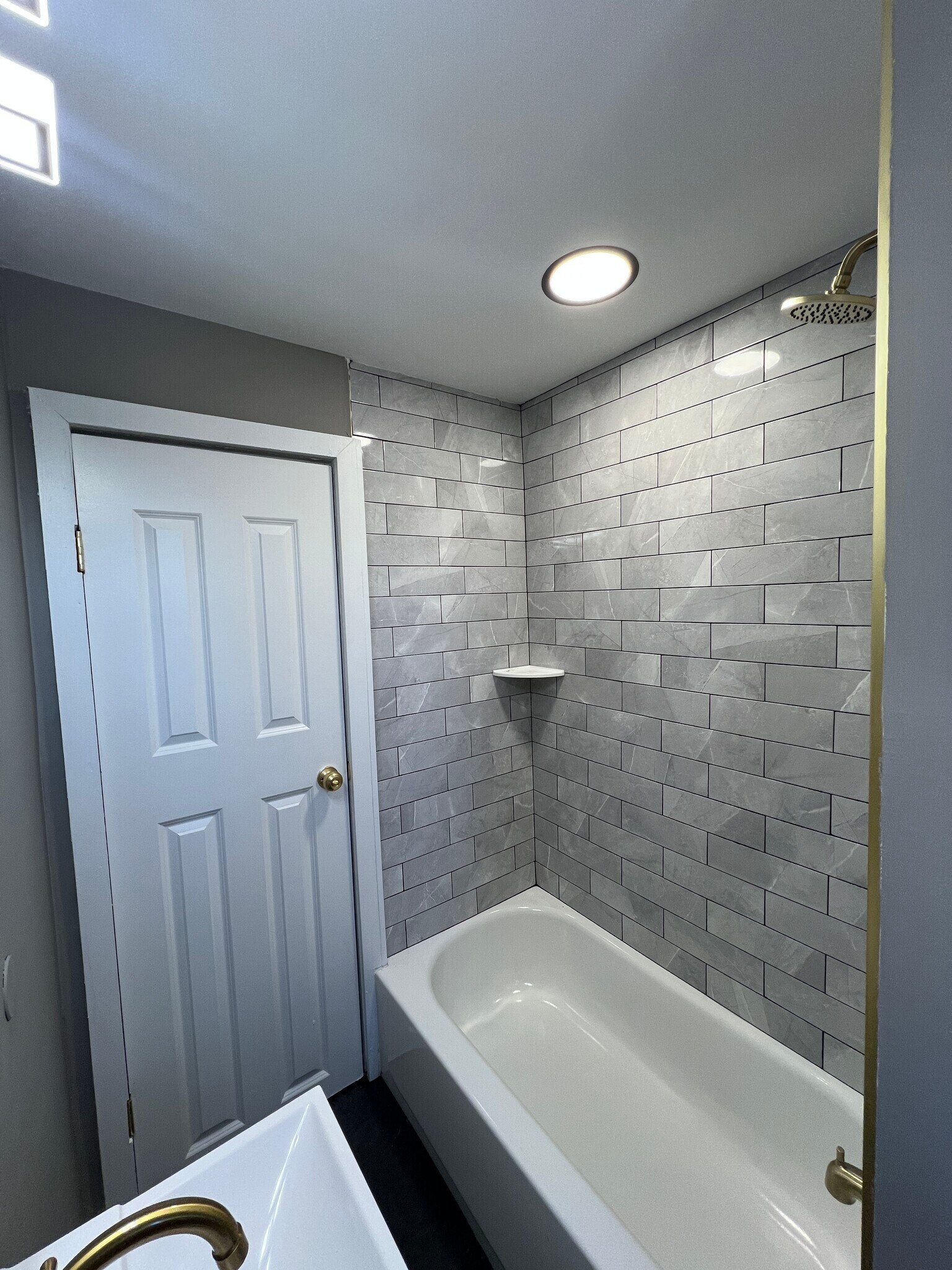 Building Photo - 930 Pennell St