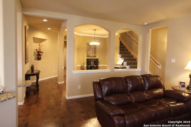 Building Photo - 398 Pecan Meadows