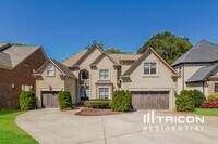 Building Photo - 7940 Park Rd