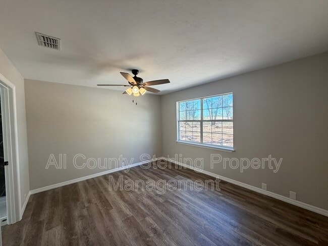 Building Photo - 11880 49th Rd