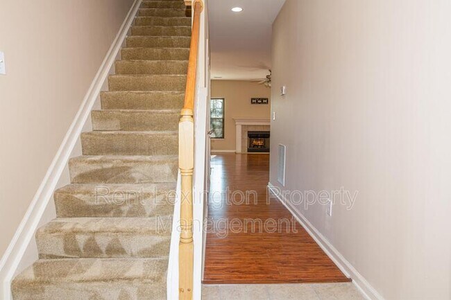 Building Photo - 3838 Nadia Ln