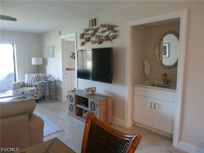 Building Photo - 12661 Kelly Sands Way