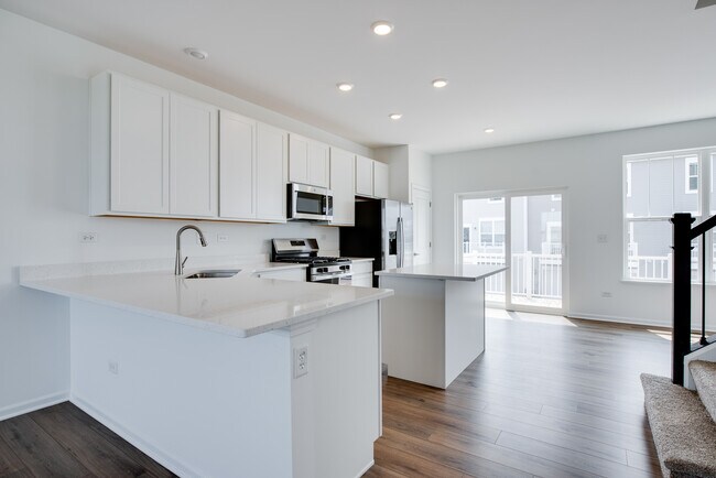 Building Photo - 25750 W Yorkshire Dr