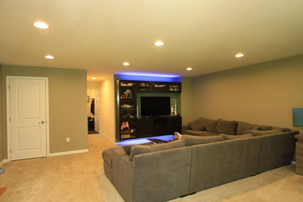 Building Photo - 129 Parkway Ct