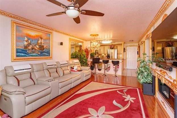 Building Photo - 14013 Fairway Island Dr
