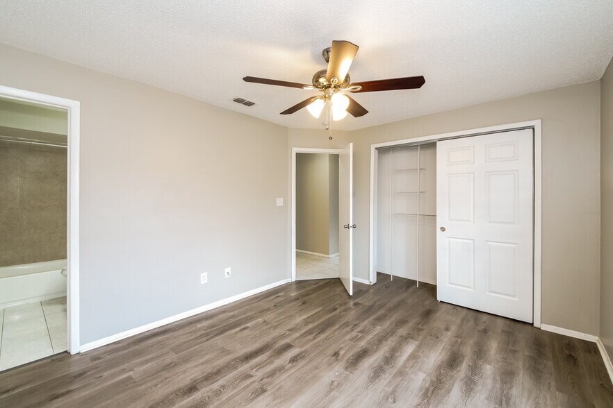 Building Photo - 1348 Andes Dr